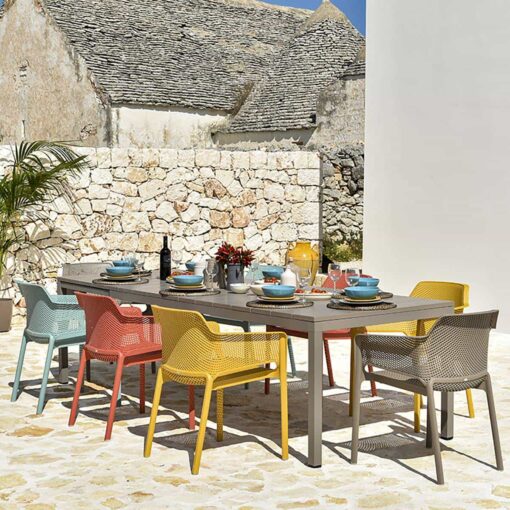 conjunto de mesa y sillas de jardin exterior marca nardi modelo rio