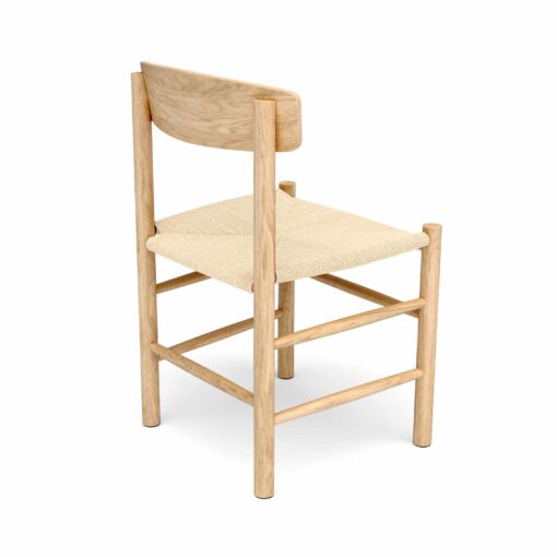 silla-mogen-madera-cuerda-estilo-danes