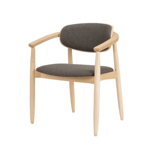 silla joanne con brazos de madera tapizada para uso interior